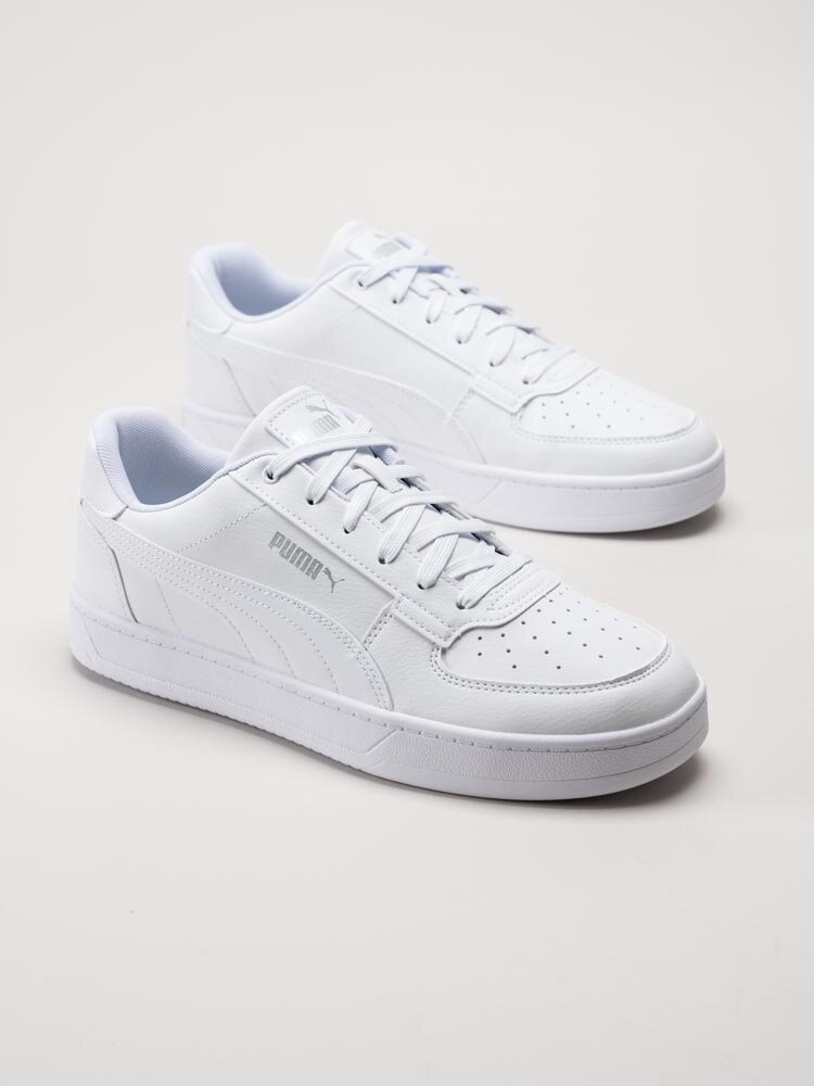 Puma - Caven 2.0 - Vita sneakers i syntet