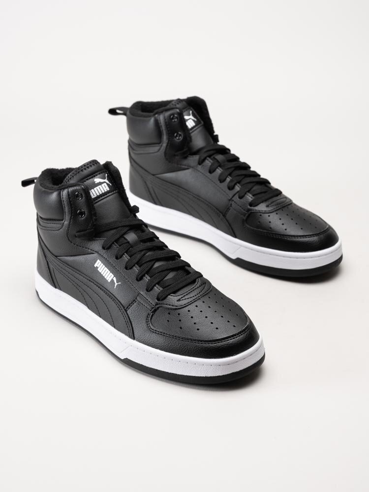 Puma - Caven 2.0 Mid WTR - Svarta höga sneakers i skinnimitation