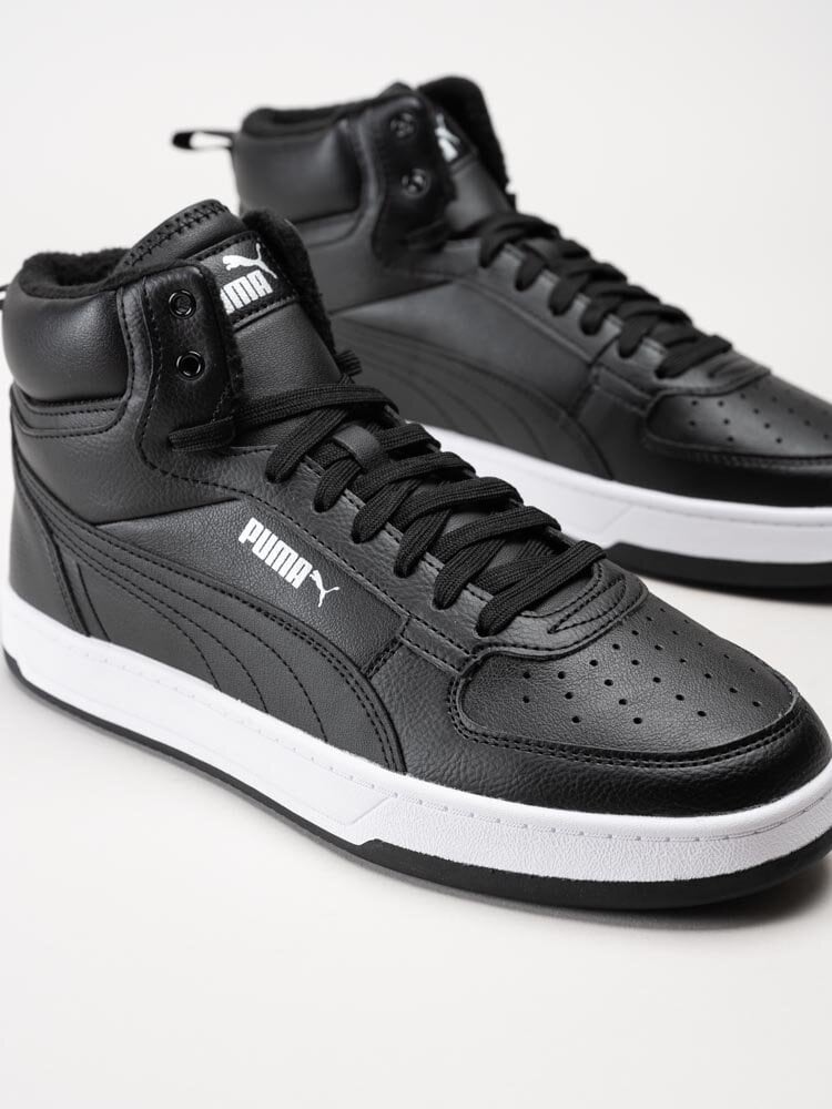 Puma - Caven 2.0 Mid WTR - Svarta höga sneakers i skinnimitation