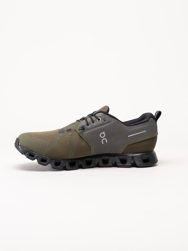 On - Cloud 5 Waterproof - Gröna sportiga sneakers i textil