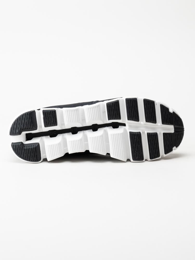 On - Cloud 5 - Svarta sportiga sneakers i textil