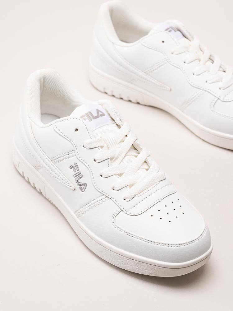 FILA - Sevaro - Vita sneakers i skinn