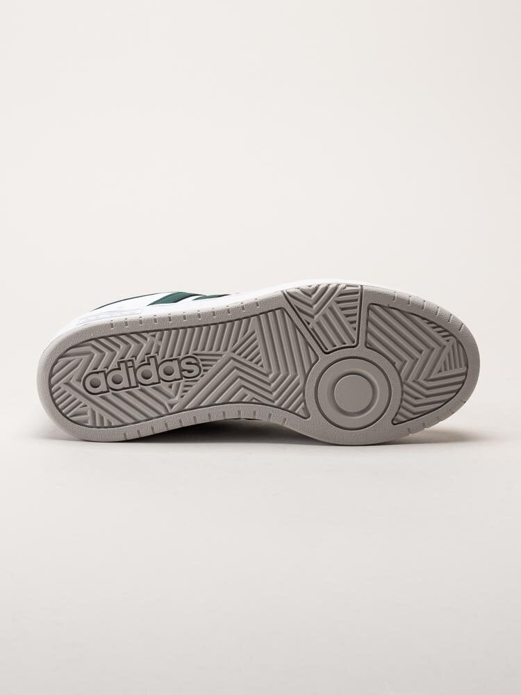 Adidas - hoops 3.0 - Vita sneakers i skinnimitation