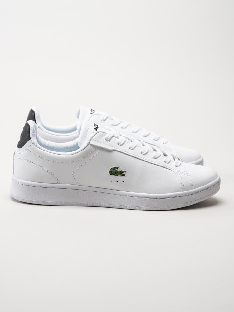 Lacoste - Carnaby Pro - Vita sneakers i skinn