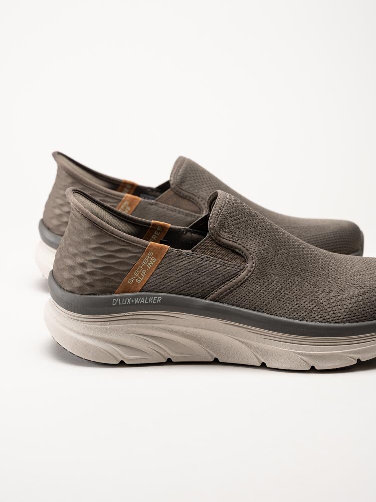 Skechers - D´Lux Walker Orford - Ljusbruna slip-ins sneakers i textil