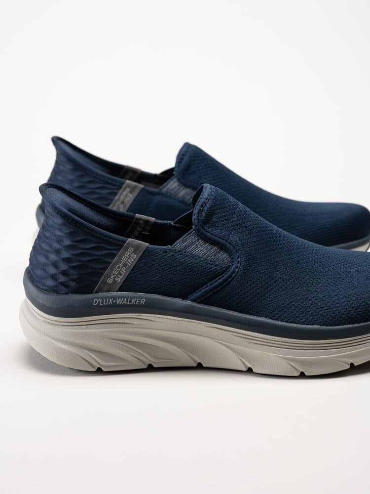 Skechers - Mens Dlux Walker Slip-Ins - Mörkblå slip-ins sneakers i textil