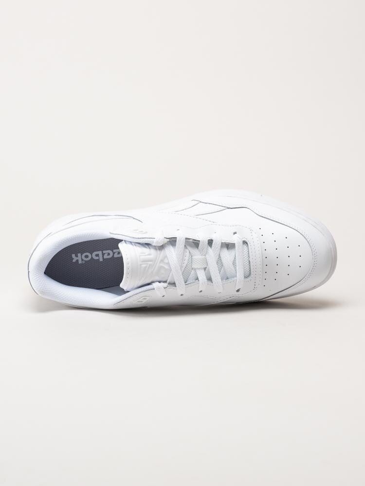 Reebok - BB 4000 II - Vita sneakers i skinn