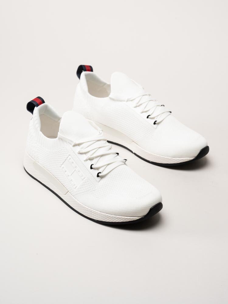 Tommy Hilfiger - Elevated Runner - Vita slip on sneakers i textil