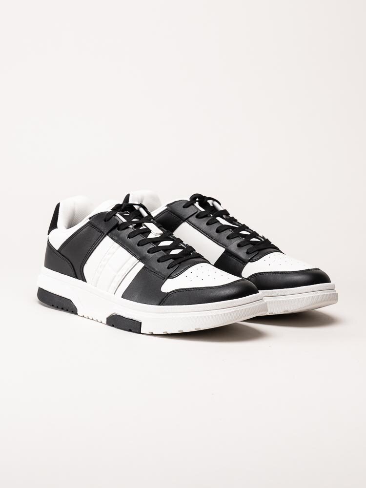 Tommy Hilfiger - TJM leather Cupsole 2.0 - Svart vita sneakers i skinn