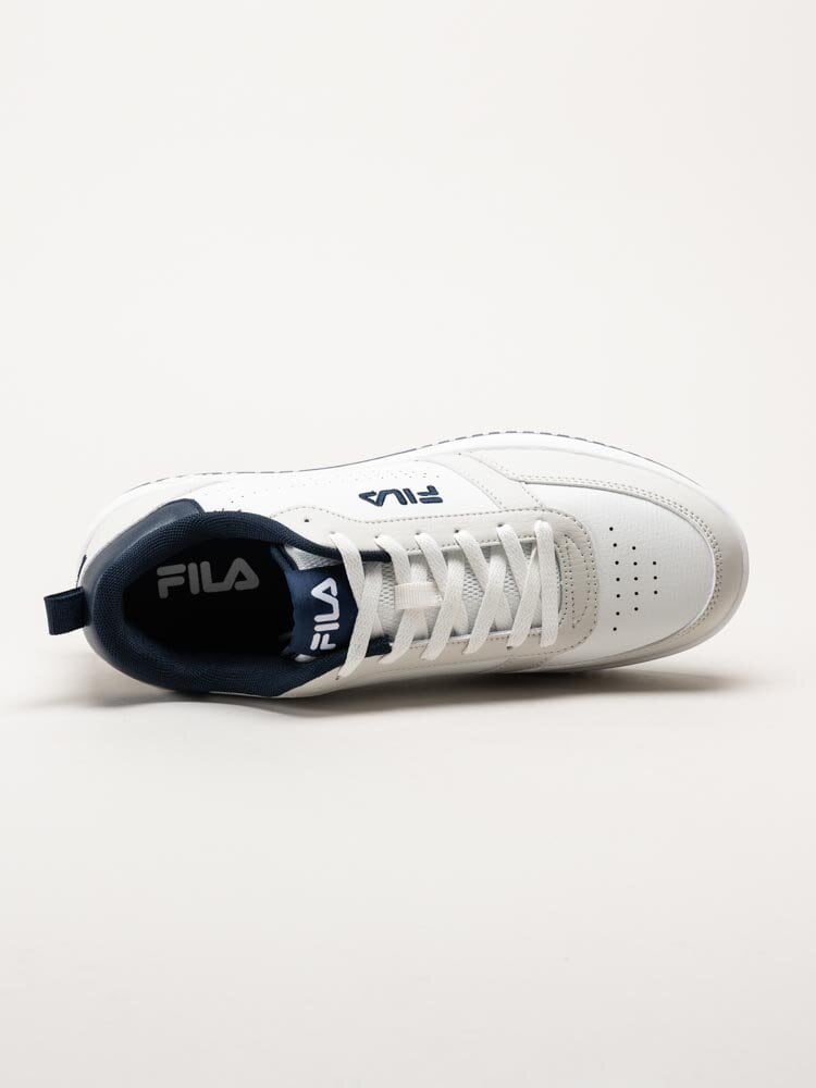 FILA - Rega - Vita sneakers i skinnimitation