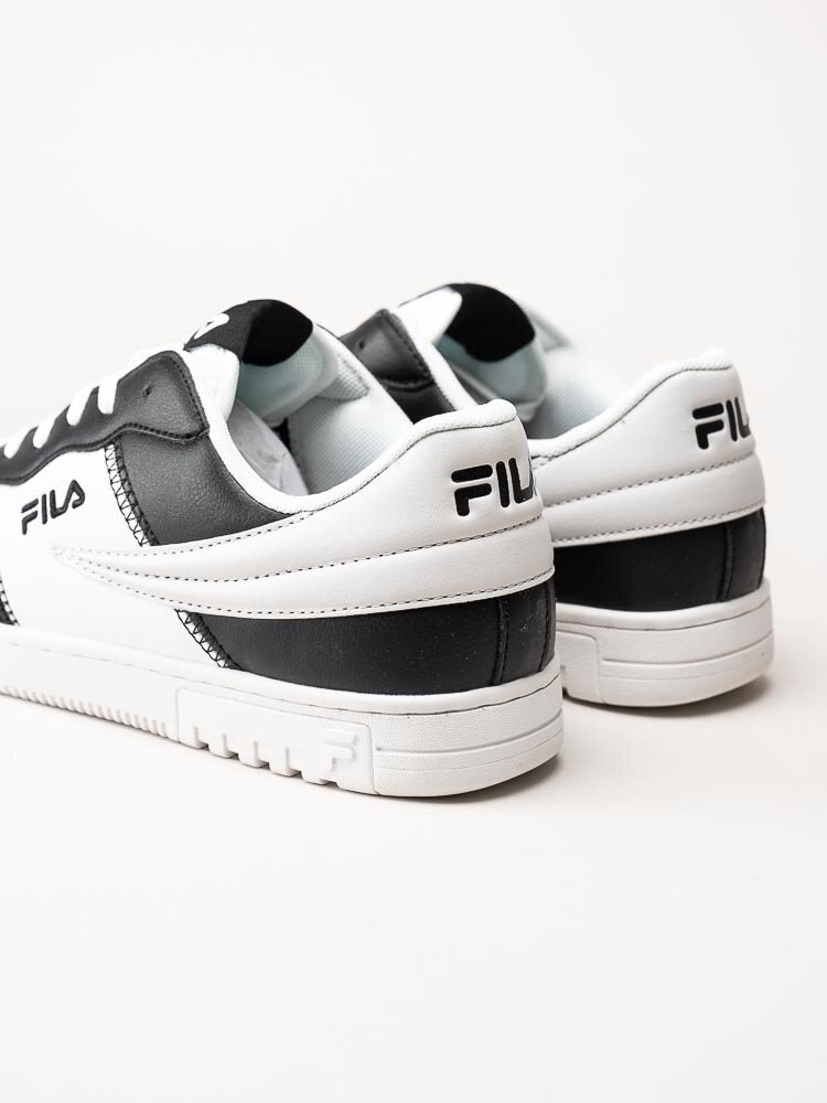 FILA - Noclaf - Svart vita sneakers i skinnimitation
