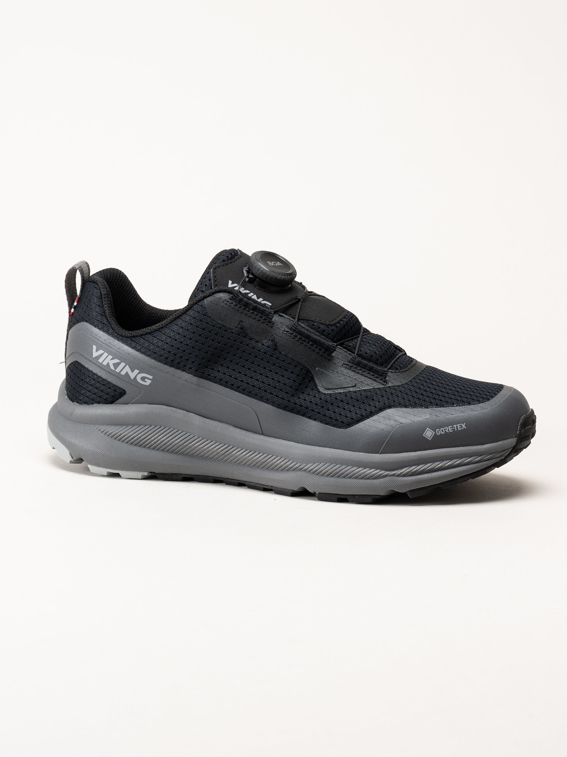 Viking Footwear - Motion Low Boa GTX M - Svarta BOA hybridskor med GoreTex
