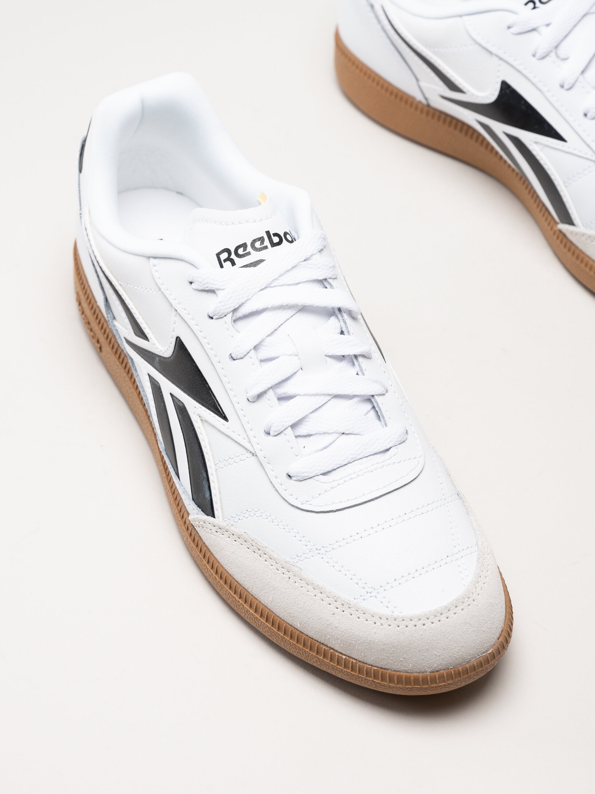 Reebok - Finale - Vita sneakers i skinn