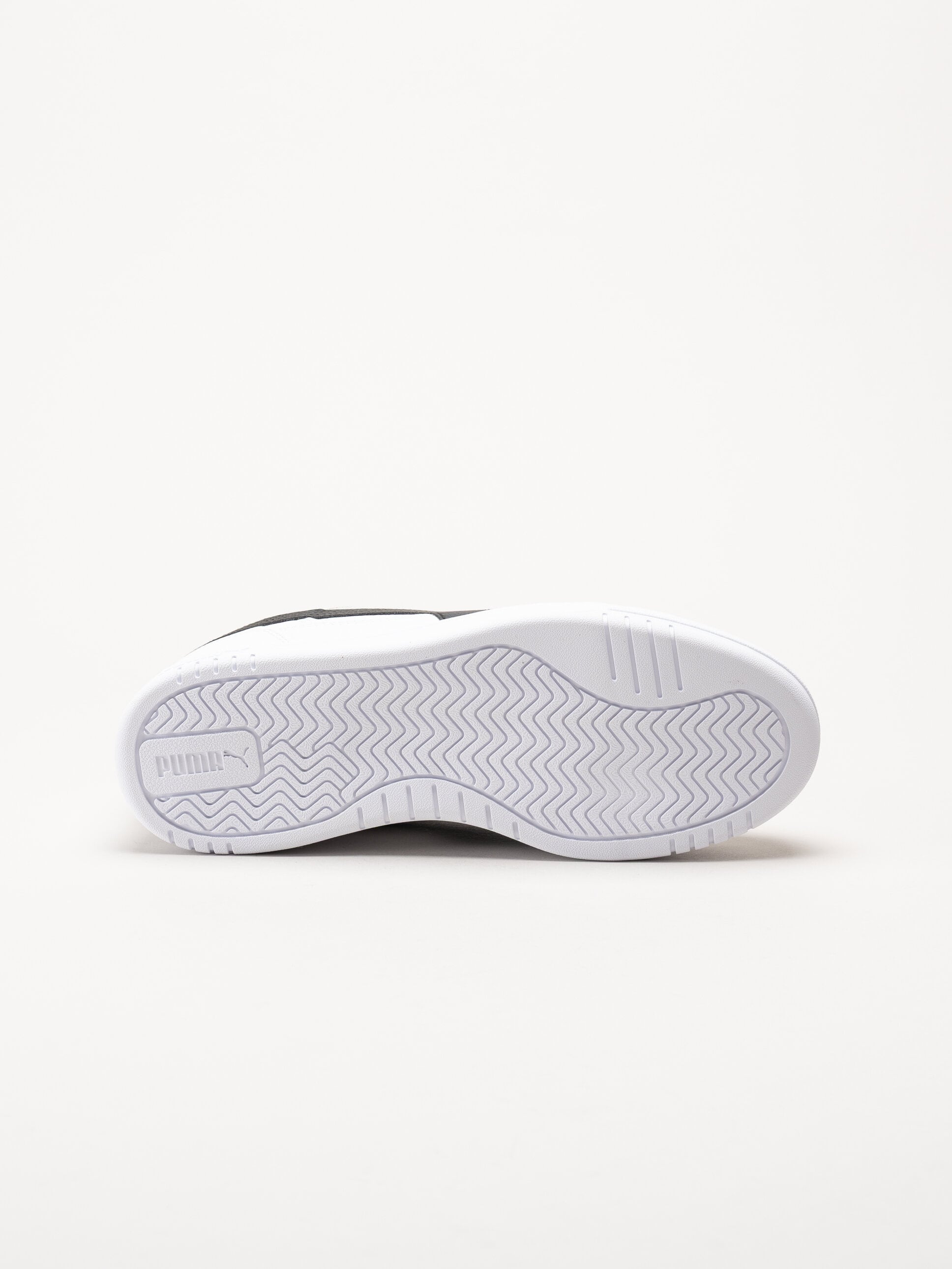 Puma - Caven III - Vita sneakers i skinnimitation