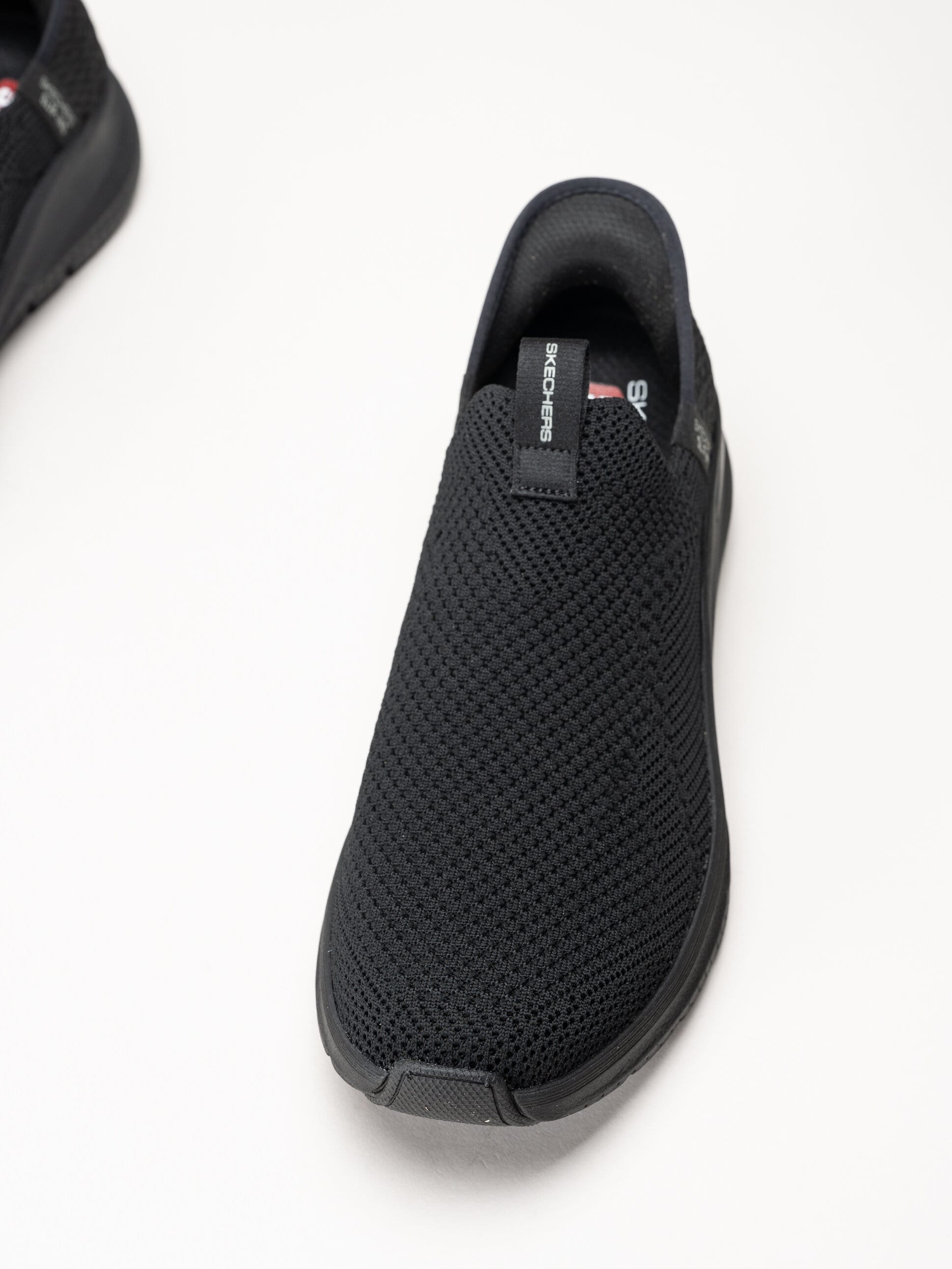 Skechers - Arch Fit 2.0 Crayn - Svarta slip-ins sneakers i mesh
