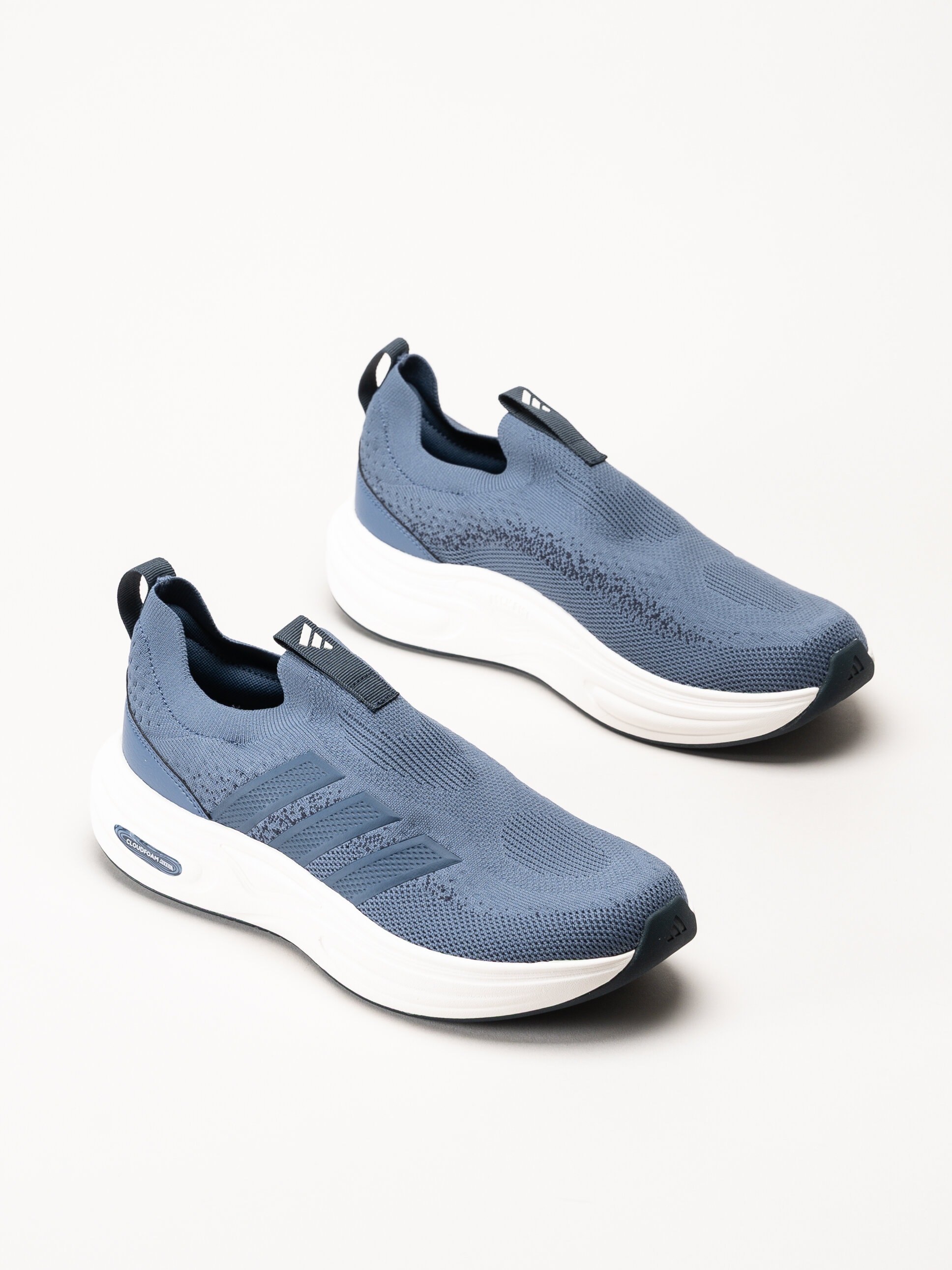 Adidas - Blå slip on sportsko