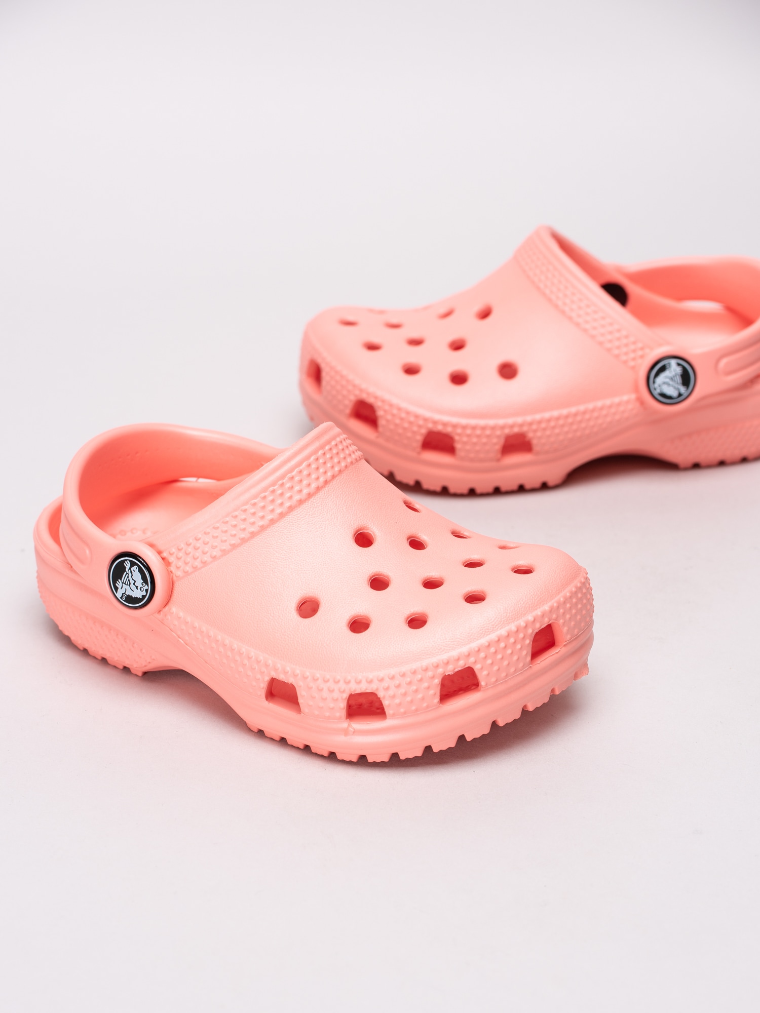 64191011 Crocs Classic Clog K 204536-737 korallfärgade barn foppatofflor-6