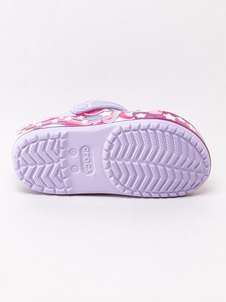 64201013 Crocs Funlab Unicorn Band Cg K 206270-530 Ljuslila Crocs med unicorn-motiv-5