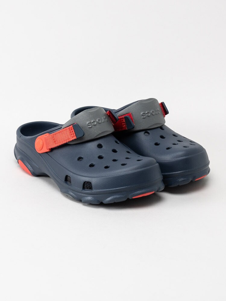 Crocs - Classic All Terrain Clog K - Marinblå tofflor med röd löstagbar rem