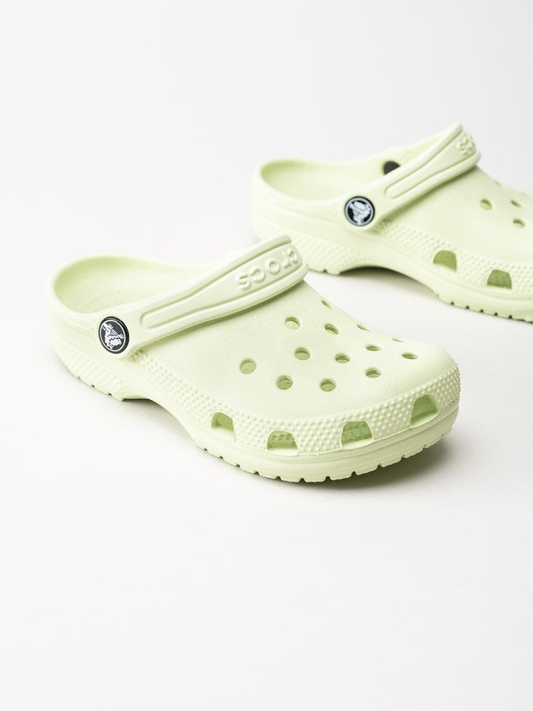 Crocs - Classic Clog T - Limegröna badtofflor