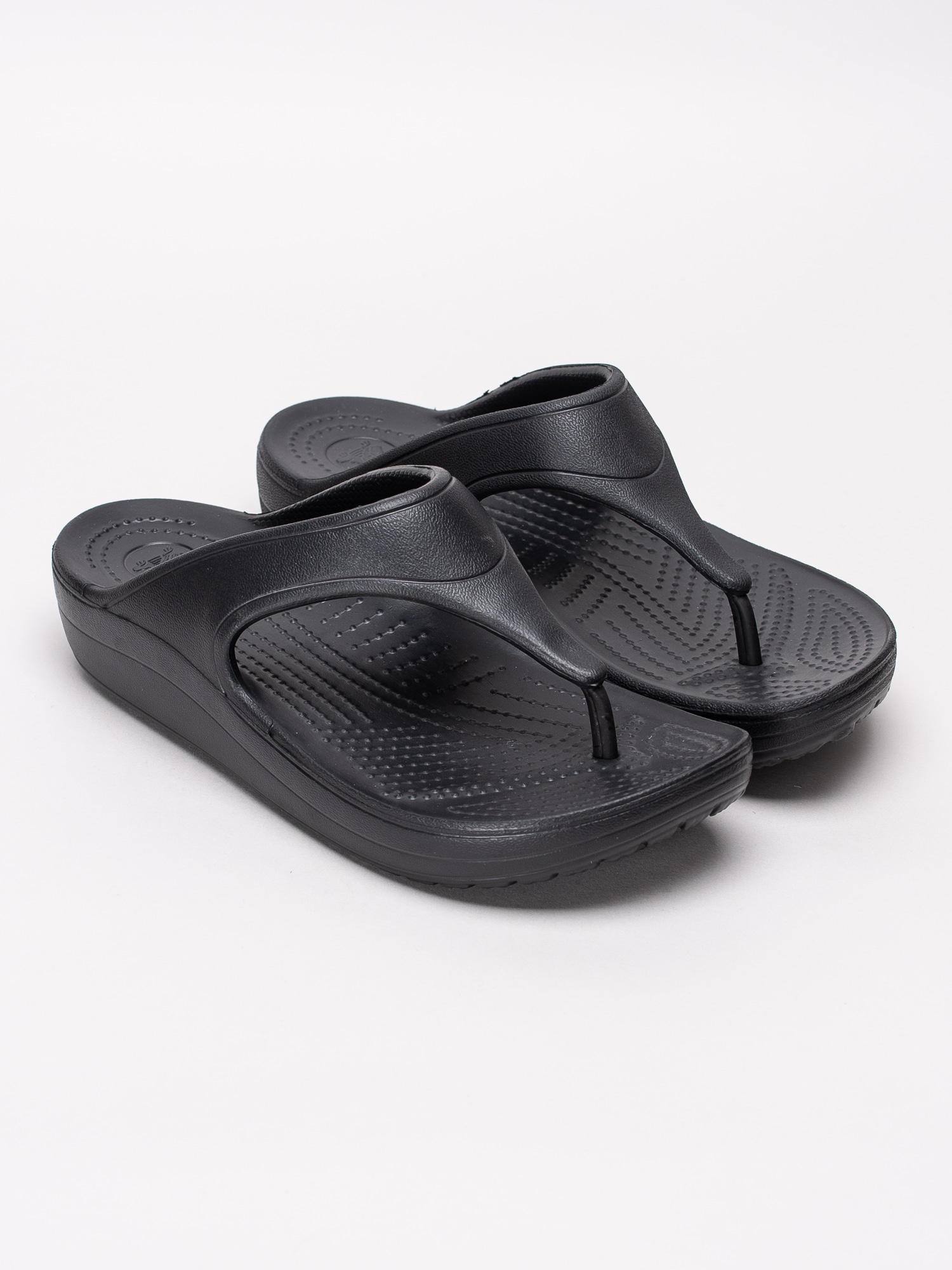 65191019 Crocs Sloane Platform Flip W 200486-001 svarta flipflops sandaler med kilklack-3