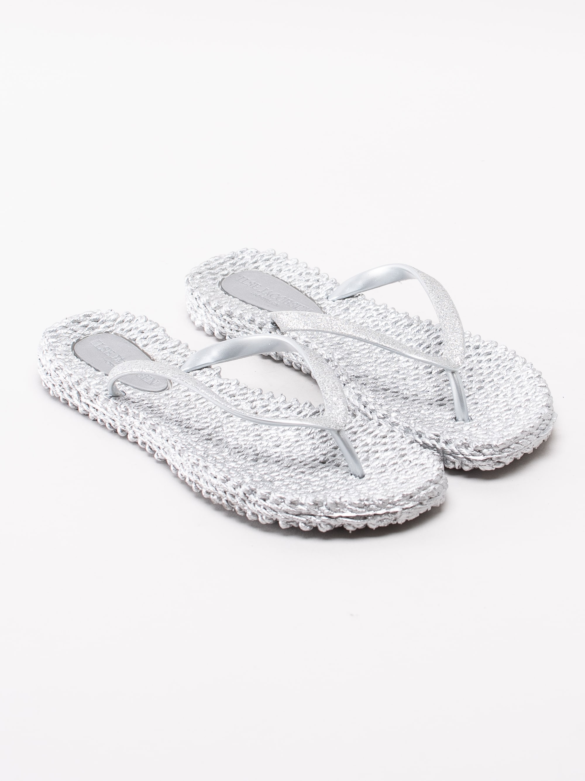 65191045 Ilse Jacobsen Cheerful Silver glittriga flip flops sandaler-3