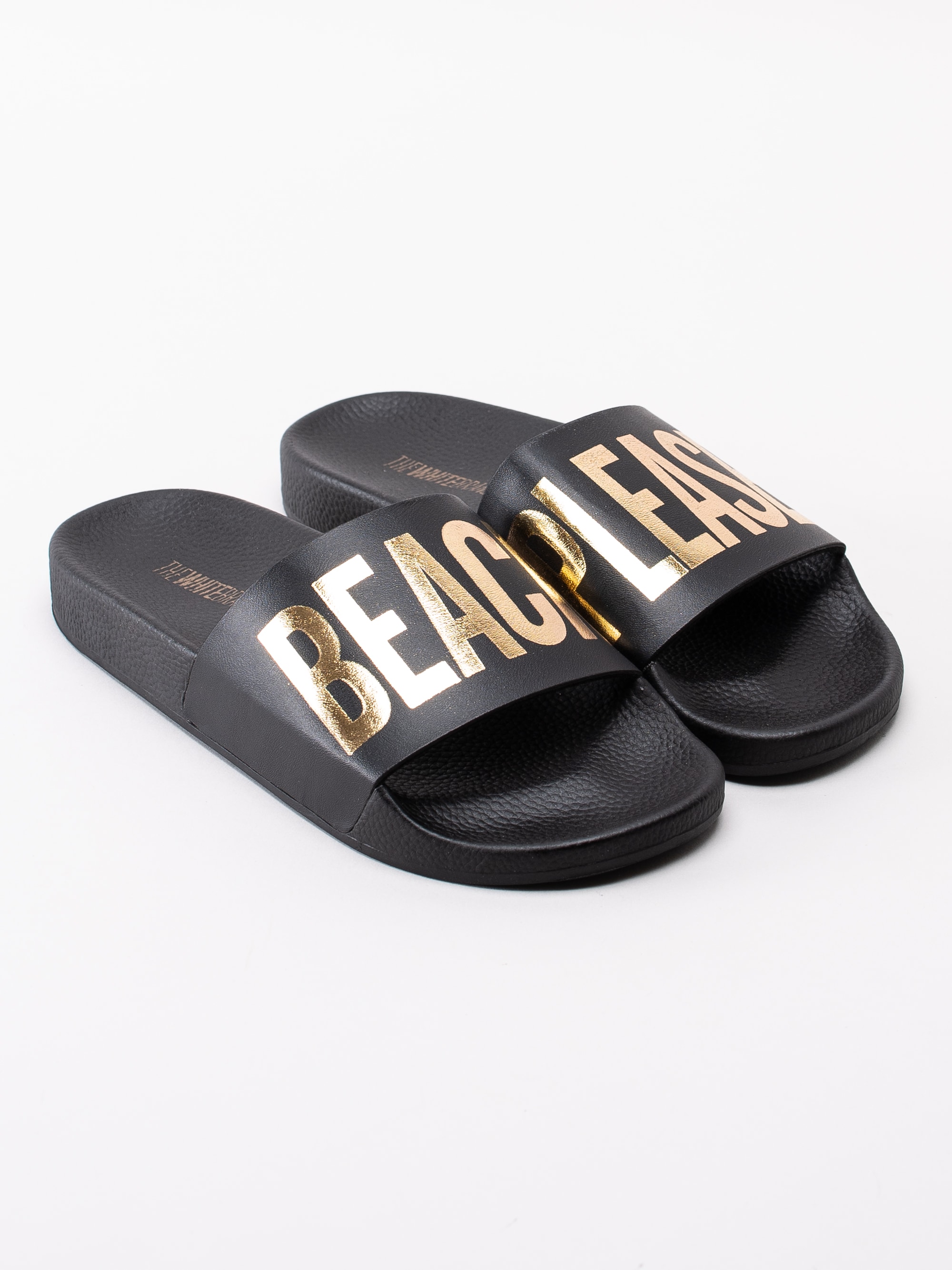 65191092 The White Brand Beach Please L-0011 svarta slip ins badsandaler med Beach Please print-3