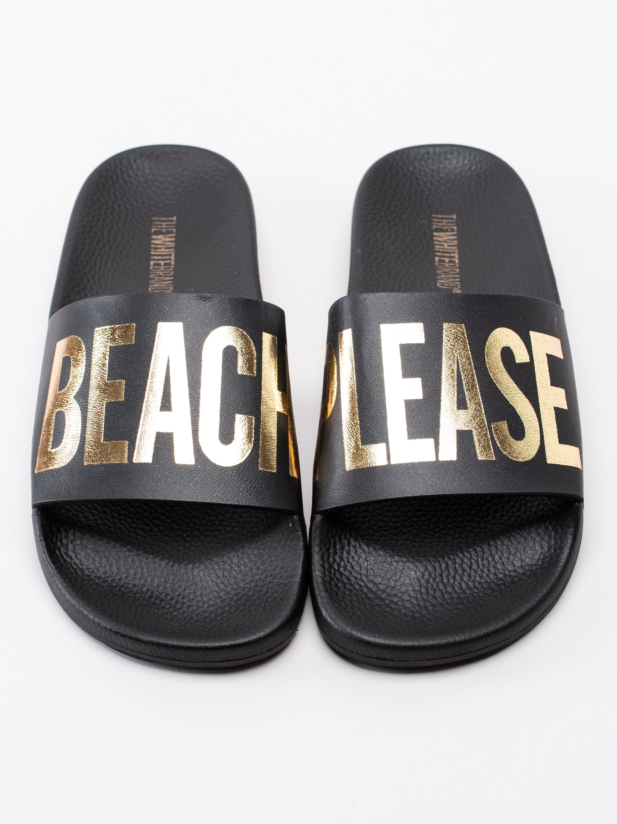 65191092 The White Brand Beach Please L-0011 svarta slip ins badsandaler med Beach Please print-6