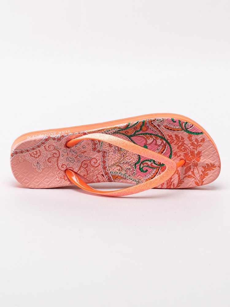 65201044 Ilse Jacobsen Cheerful Paisley Coral Blush Korallfärgade flip-flops med paisley motiv-4