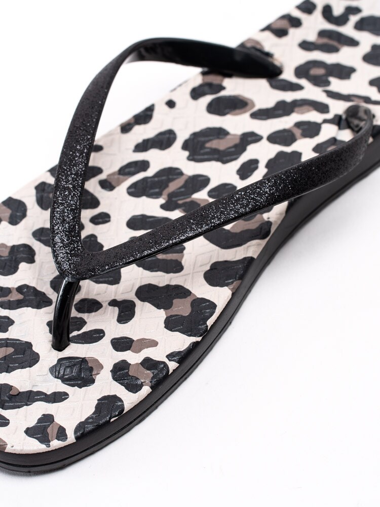 65201045 Ilse Jacobsen Cheerful Leopard Black Svarta flip-flops med leopardmönster-7