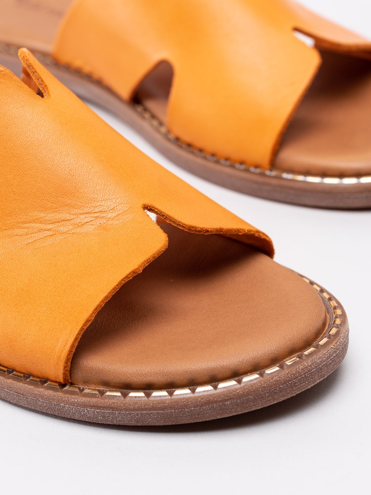 65201076 Tamaris 1-27135-24-606 Orange slip in sandal med guldkant-7