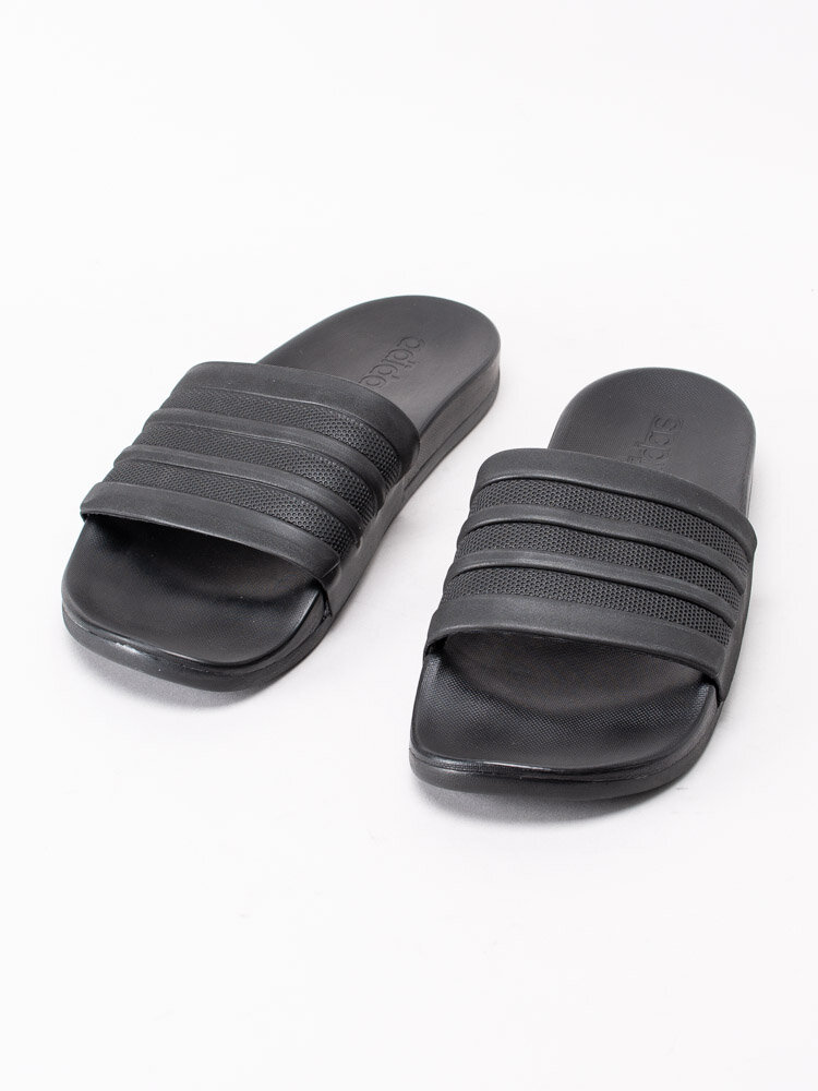 Adidas - Adilette Comfort - Svarta slip in sandaler