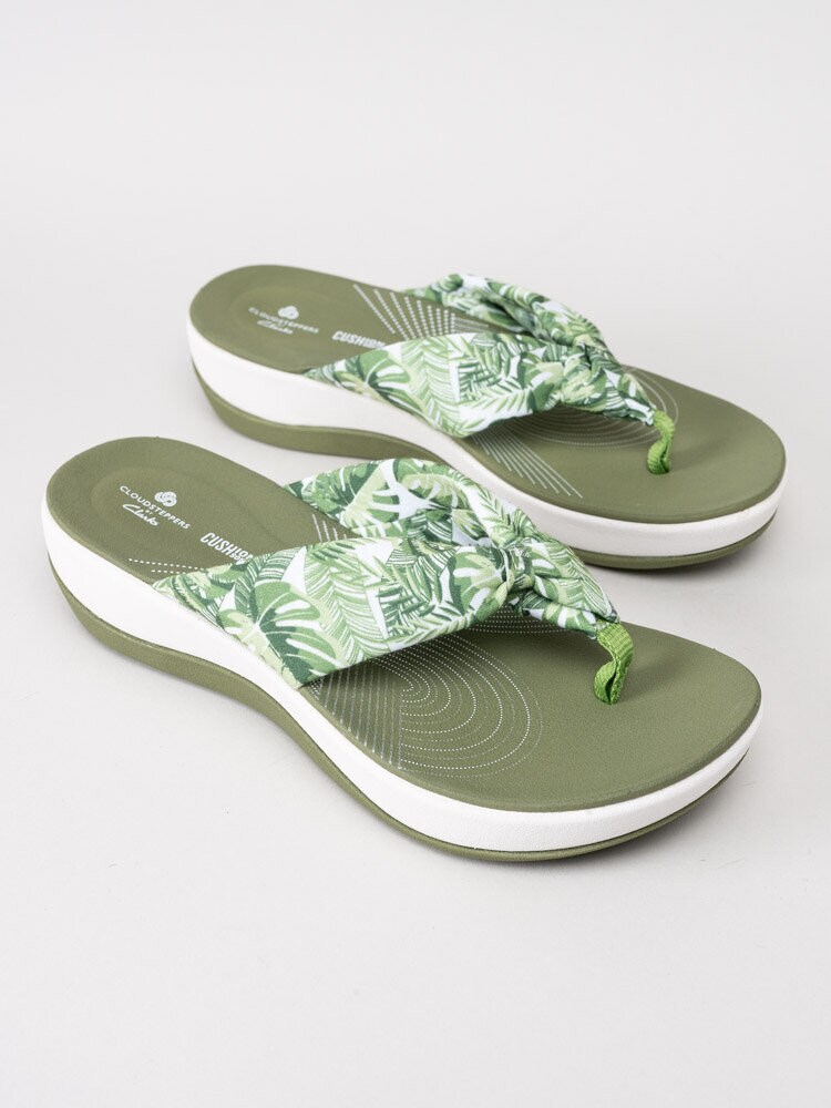 Clarks - Arla Glison - Vita och gröna flip flop i härligt mönster