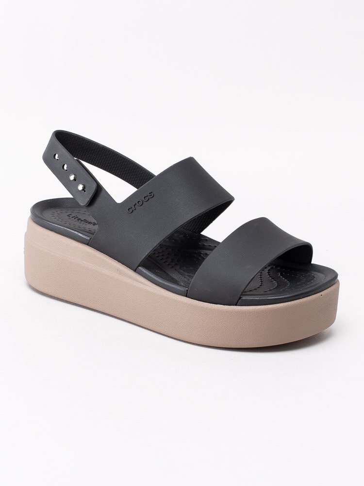 Crocs - Brooklyn low wedge - Lätta platåsandaletter i LiteRide-material