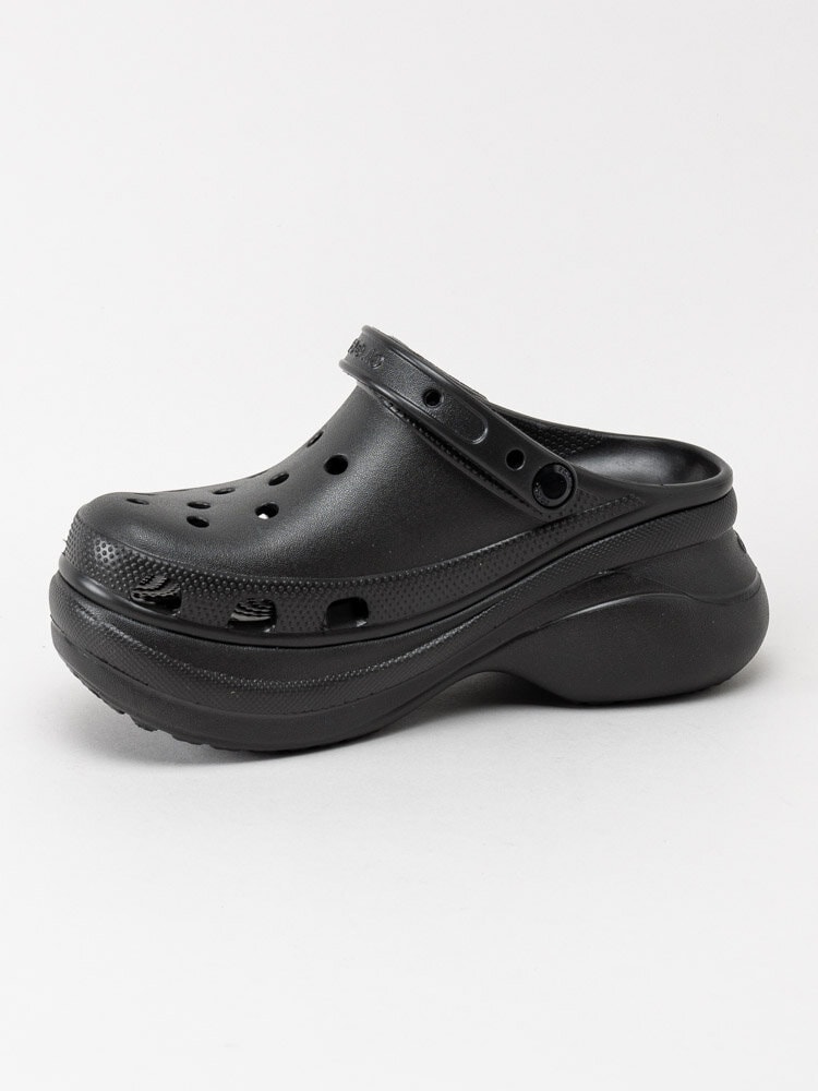 Crocs - Classic Bae Clog W - Svarta clogs med platå