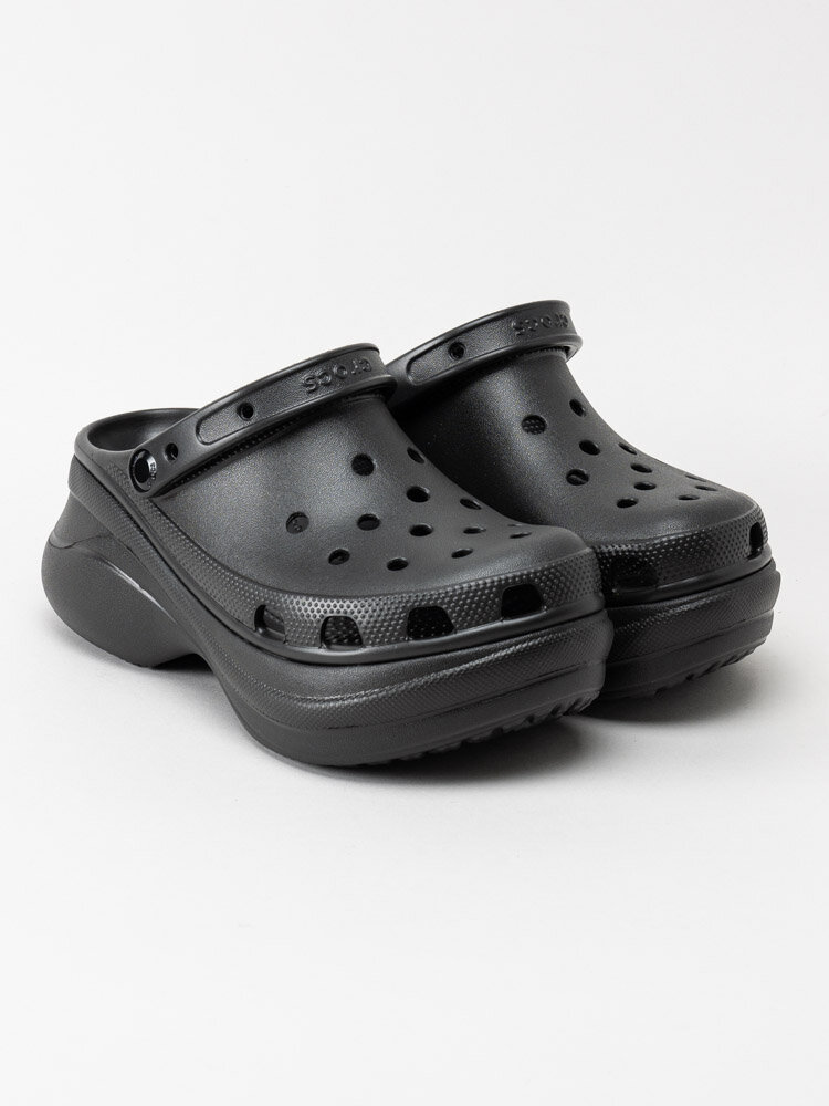Crocs - Classic Bae Clog W - Svarta clogs med platå