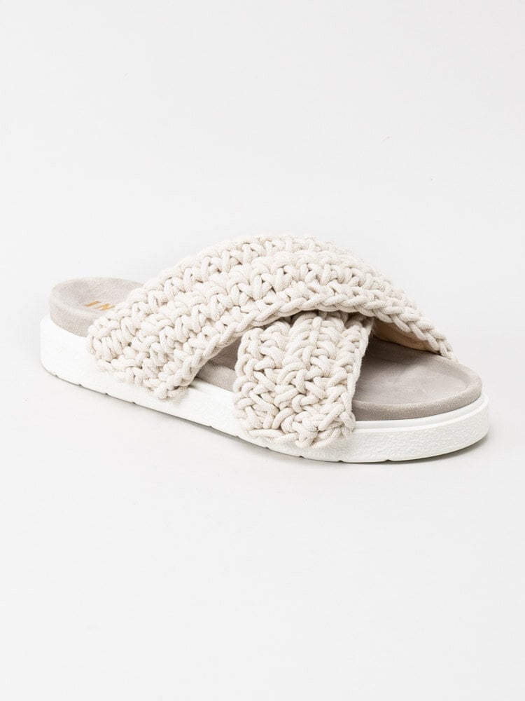 Inuikii - Woven - Vita trendiga slip in sandaler i grovt virkad textil