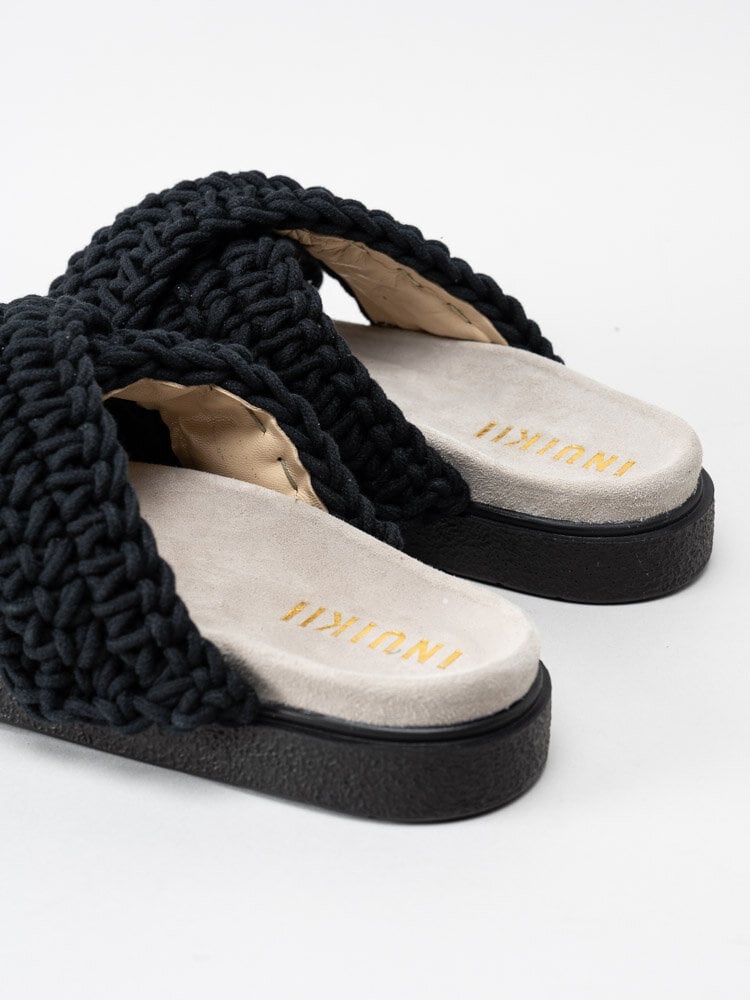 Inuikii - Woven - Svarta trendiga slip in sandaler i grovt virkad textil