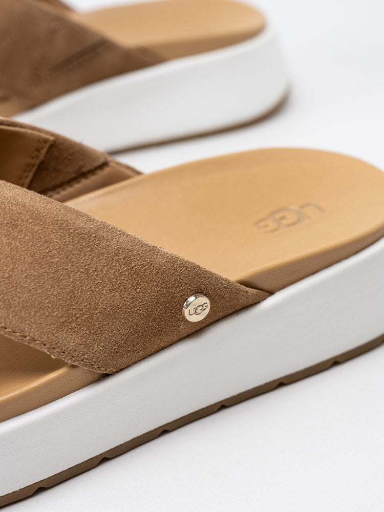 UGG - Emily - Beige slip in platåsandaler