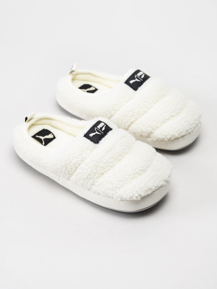 Puma - Scuff Sherpa - Vita fluffiga slip in tofflor