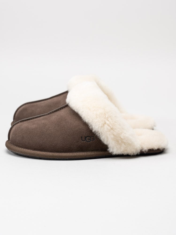 UGG - W Scuffette II - Gråbruna fårskinnsfodrade tofflor i mocka