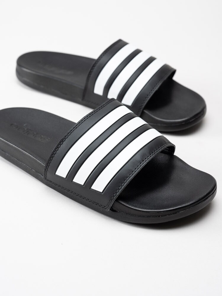 Adidas - Adilette Comfort - Svarta slip in badsandaler