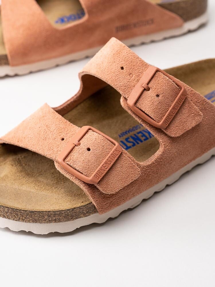 Birkenstock - Arizona Narrow SFB - Rostfärgade slip in sandaler i mocka