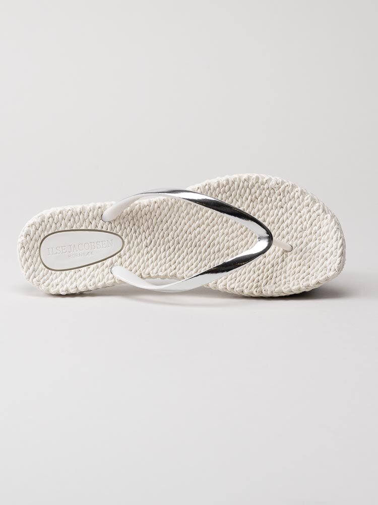 Ilse Jacobsen - Cheerful 04M - Creme vita flip flop med silverfärgade remmar