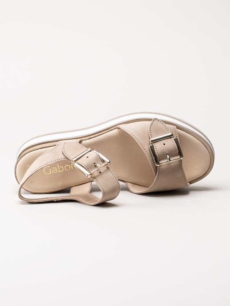 Gabor - Ljusbeige sandaletter med kilklack