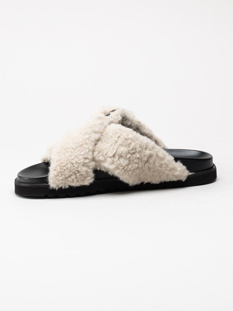 Sweeks - Saga - Beige fluffiga slip in sandaler