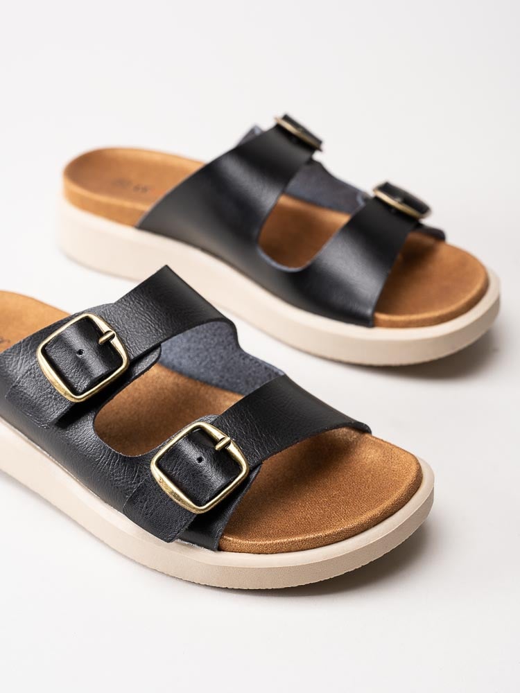 CC Resorts - Svarta slip in sandaler