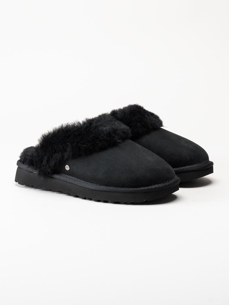 UGG - W Classic Slipper II - Svarta fårskinnsfodrade slip in tofflor