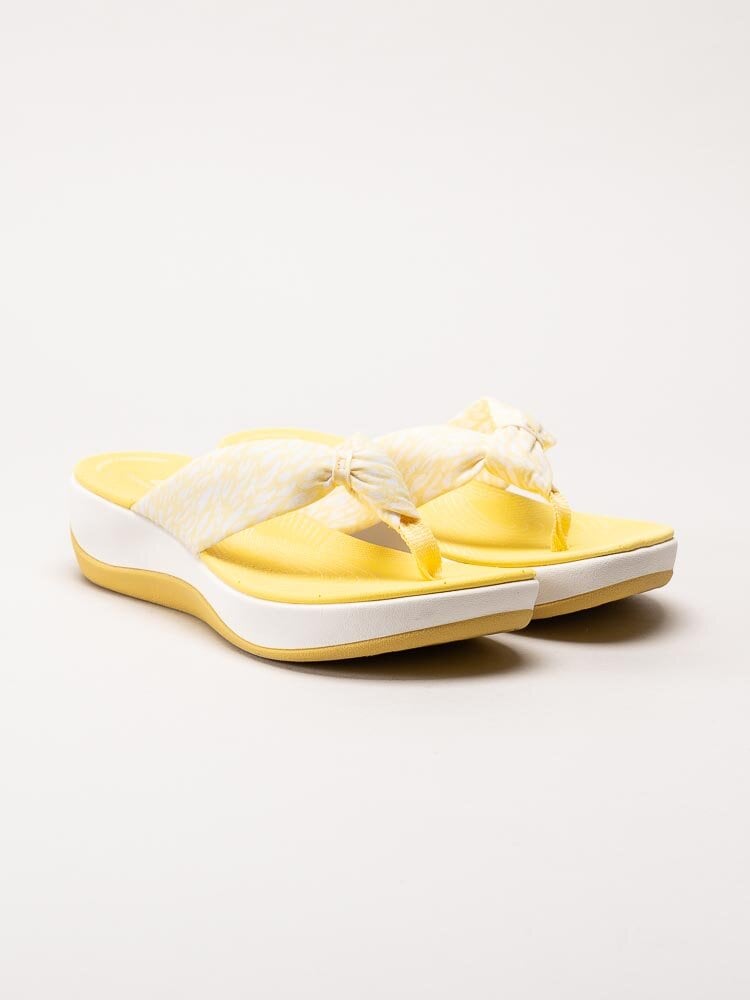 Clarks - Arla Glison 2 - Gula flip flops i textil