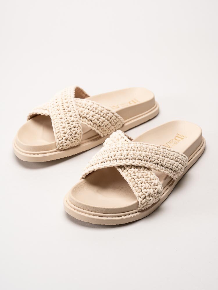 Donna Girl - Beige sandaler med korslagda remmar